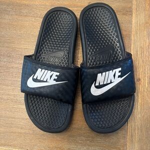 Nike Black Slides with White Logo Women’s 8
